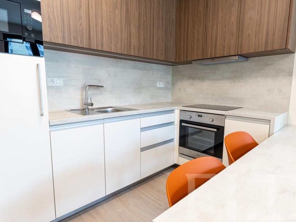 Pronájem bytu 1+kk 32 m2
