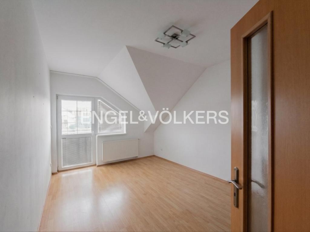 Pronájem domu 150 m2, Praha – náhled fotky 9