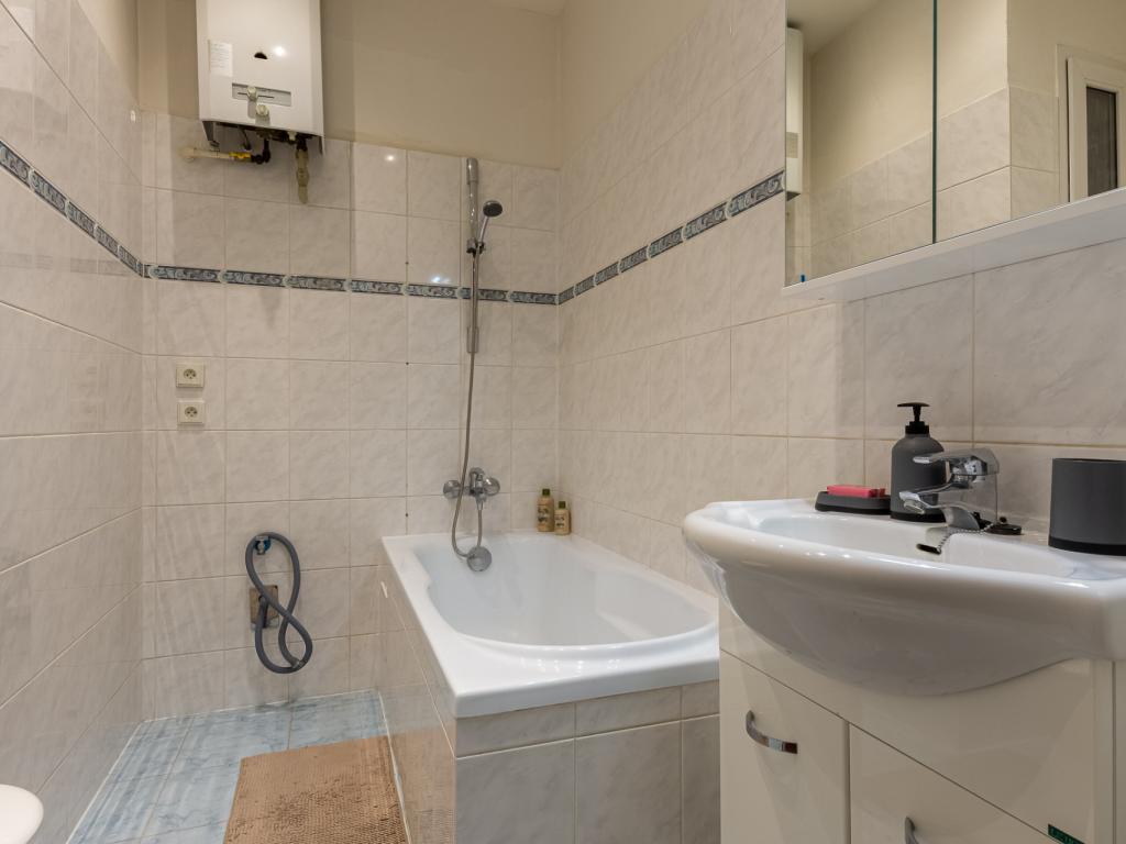 Pronájem bytu 1+kk 28 m2