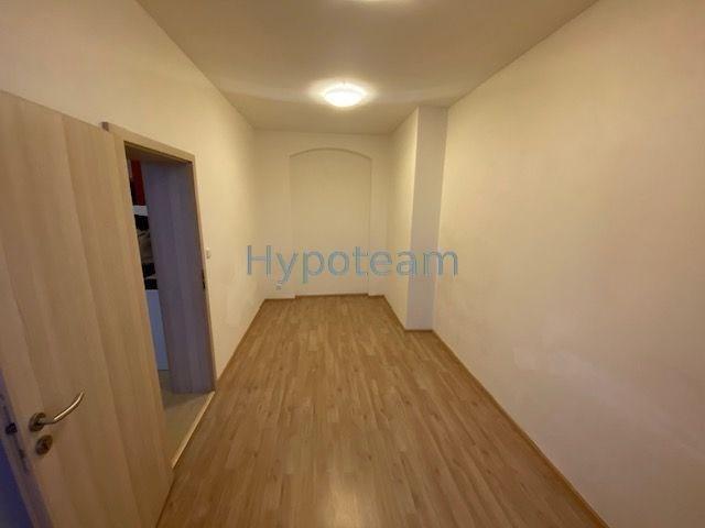Pronájem 2+1, Ústí nad Labem - Jateční, 8700 Kč,