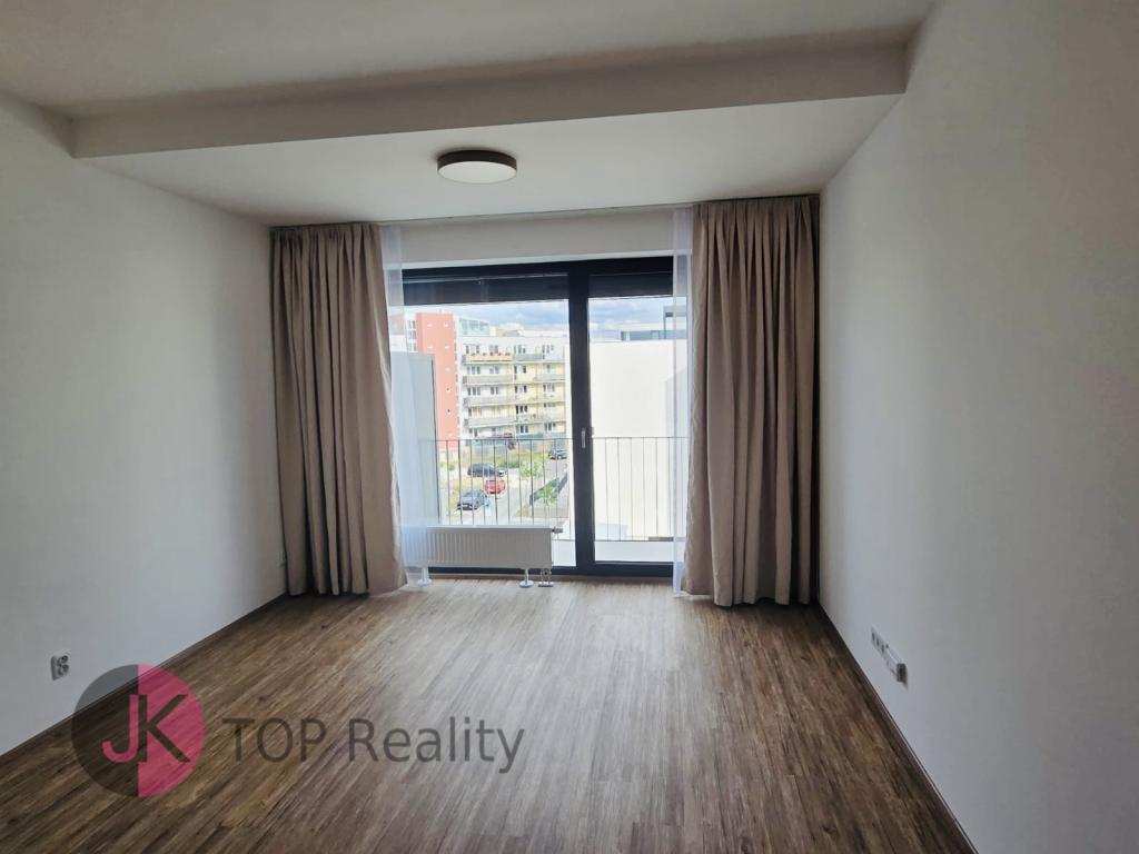Pronájem bytu 1+kk 32 m2