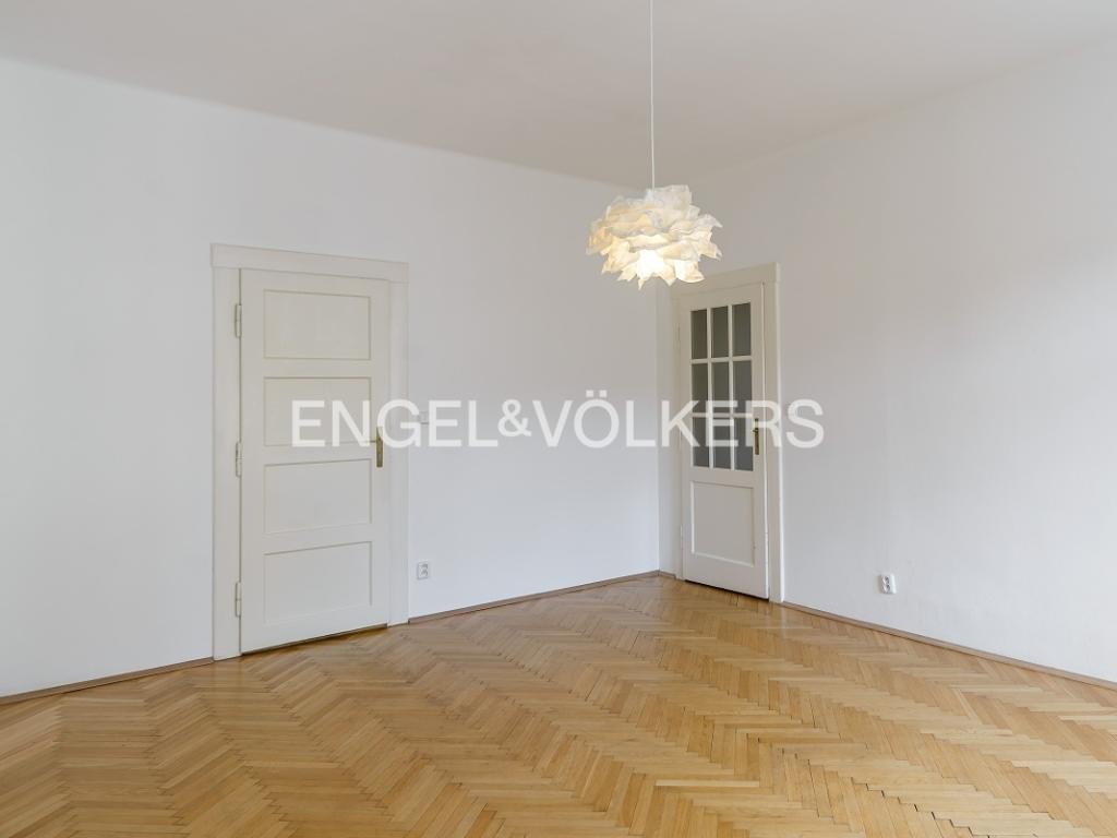 Pronájem bytu 2+kk 60 m2