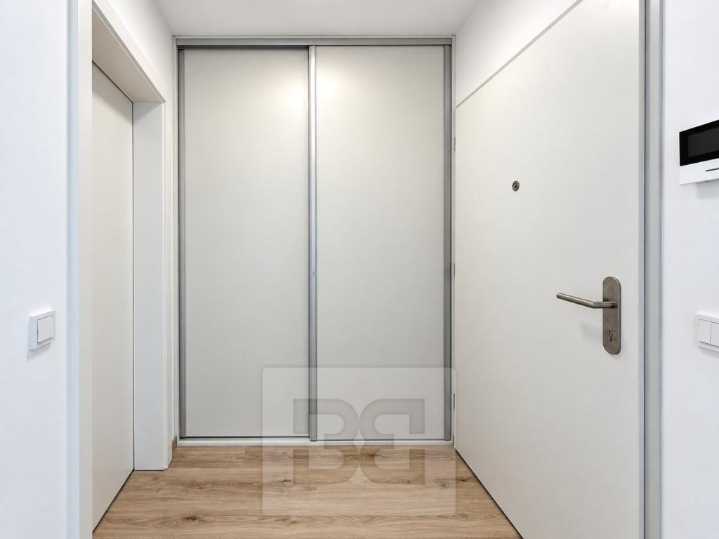 Pronájem bytu 1+kk 31 m2, Praha – náhled fotky 9