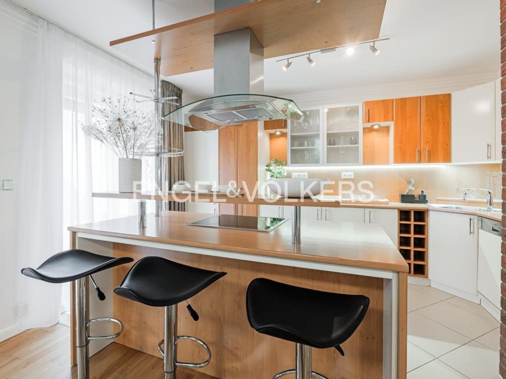 Pronájem domu 351 m2
