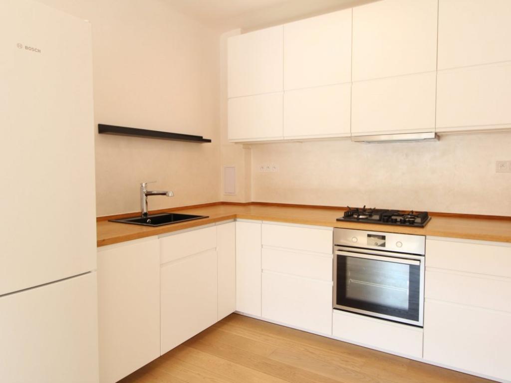 Pronájem bytu 2+kk 54 m2