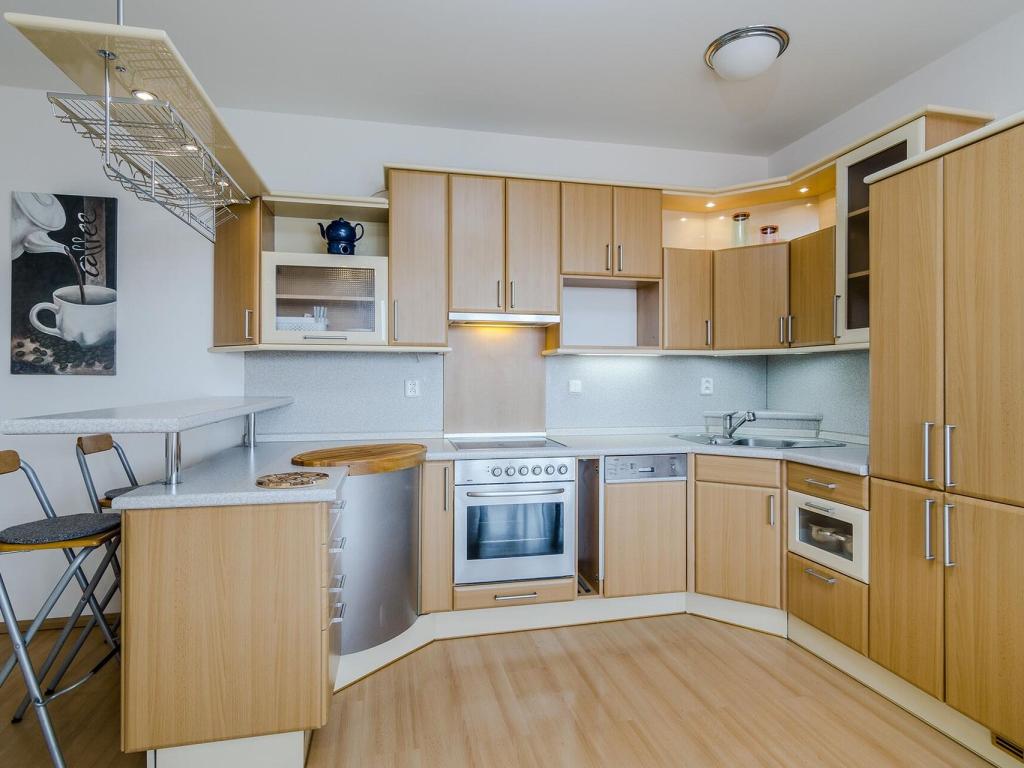 Pronájem bytu 2+kk 71 m2