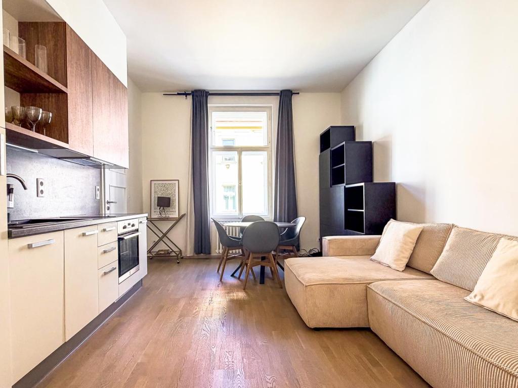 Pronájem bytu 2+kk 39 m2, Praha – náhled fotky 3