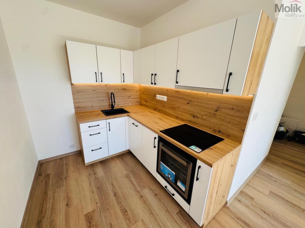 Pronájem bytu 2+kk 40 m2
