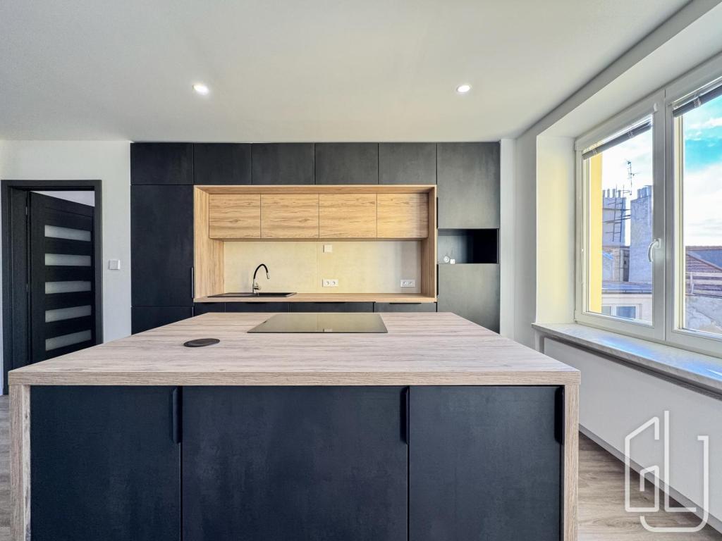 Pronájem bytu 2+kk 66 m2