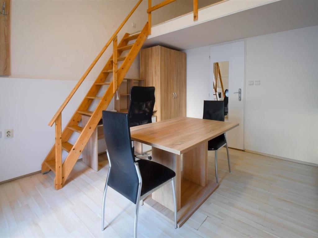 Pronájem bytu 1+kk 19 m2
