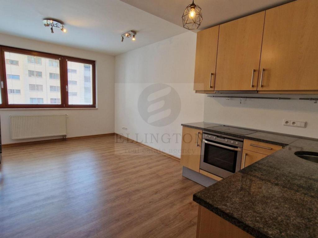 Pronájem bytu 2+kk 52 m2