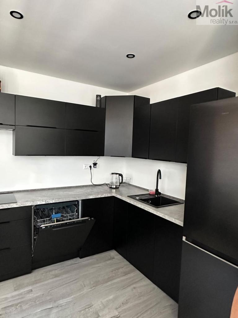 Pronájem bytu 3+1 76 m2