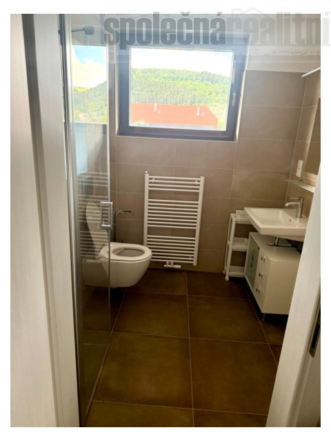 Pronájem bytu 1+kk 40 m2