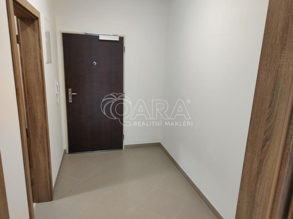 Prodej bytu 1+kk 38 m2, Praha – náhled fotky 7