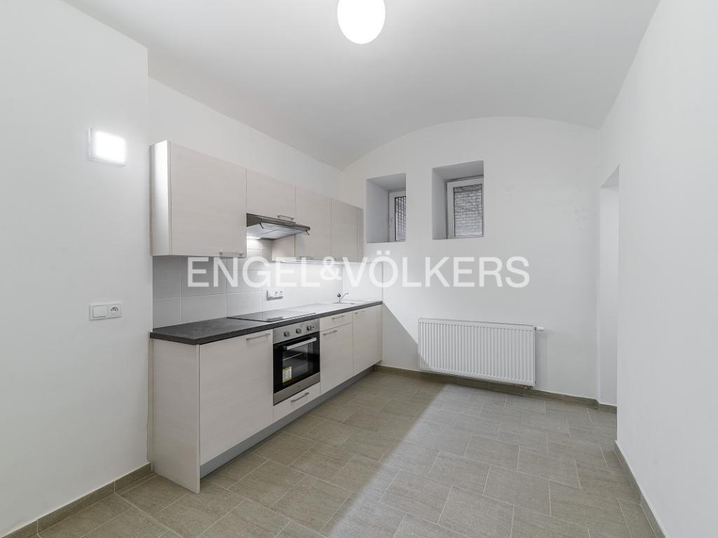 Pronájem bytu 2+1 58 m2