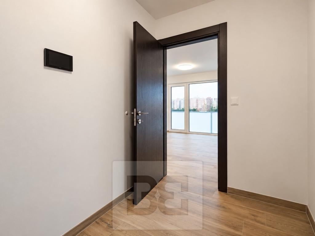 Pronájem bytu 2+kk 55 m2, České Budějovice – náhled fotky 15