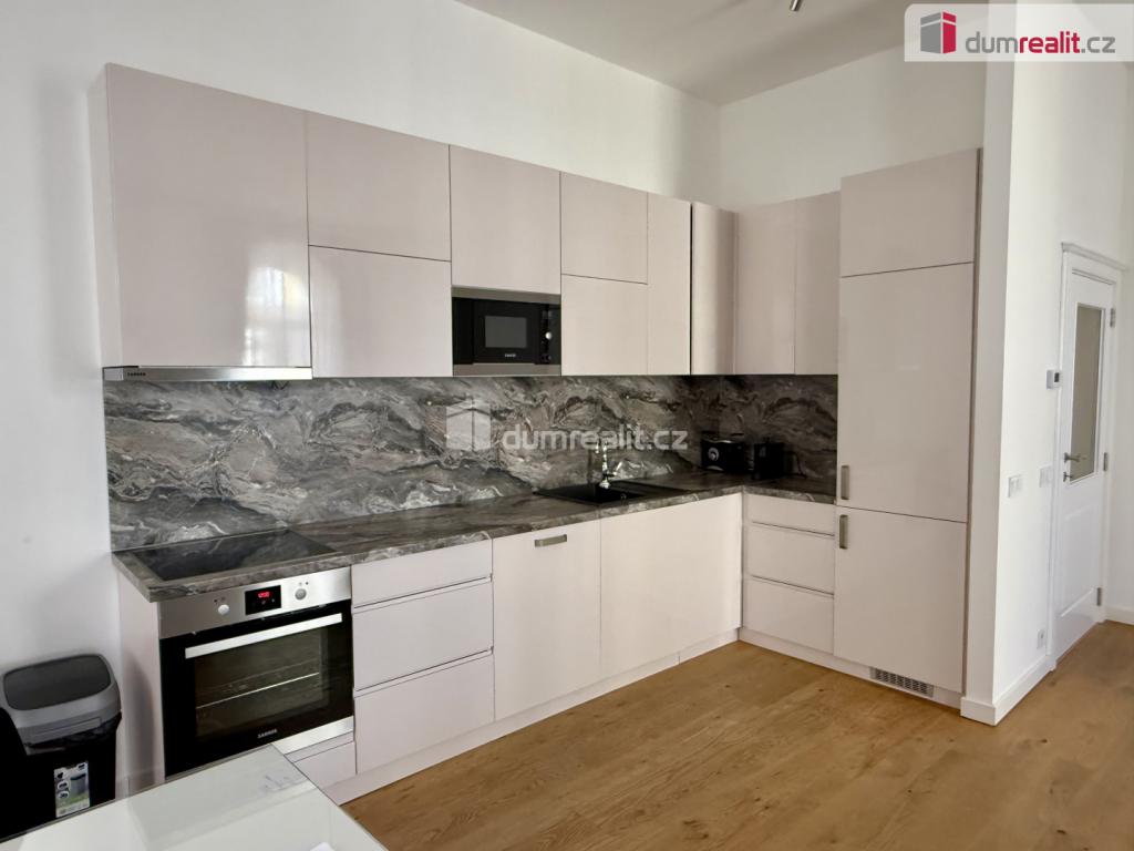 Pronájem bytu 2+kk 79 m2
