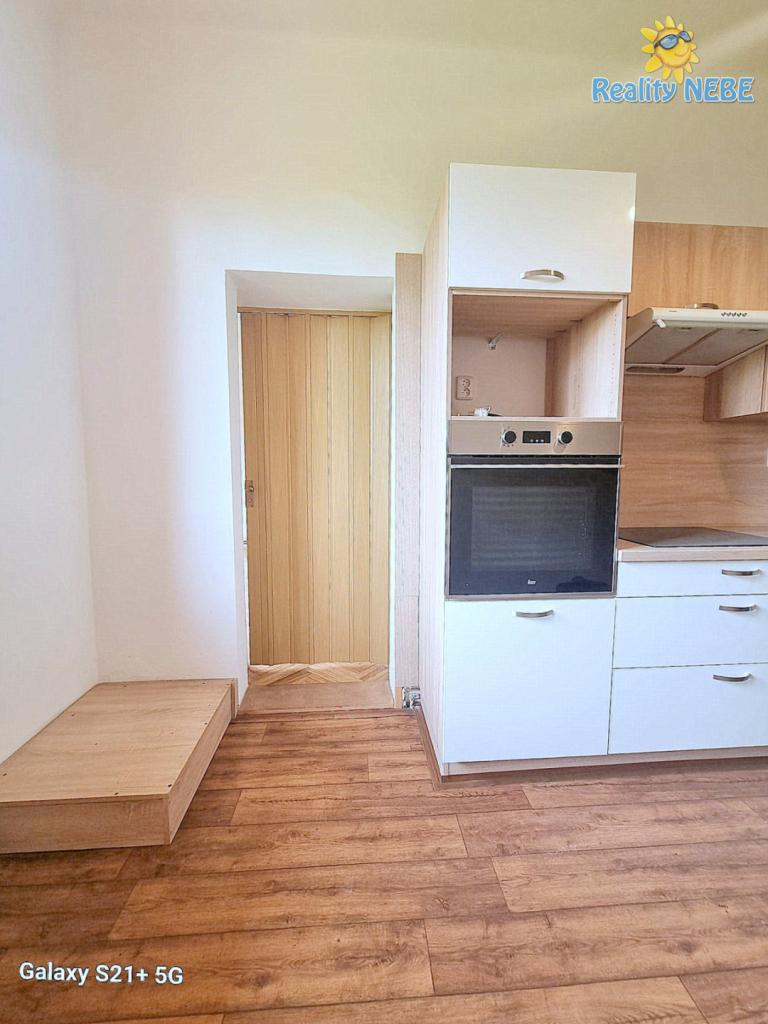Pronájem bytu 2+1 60 m2