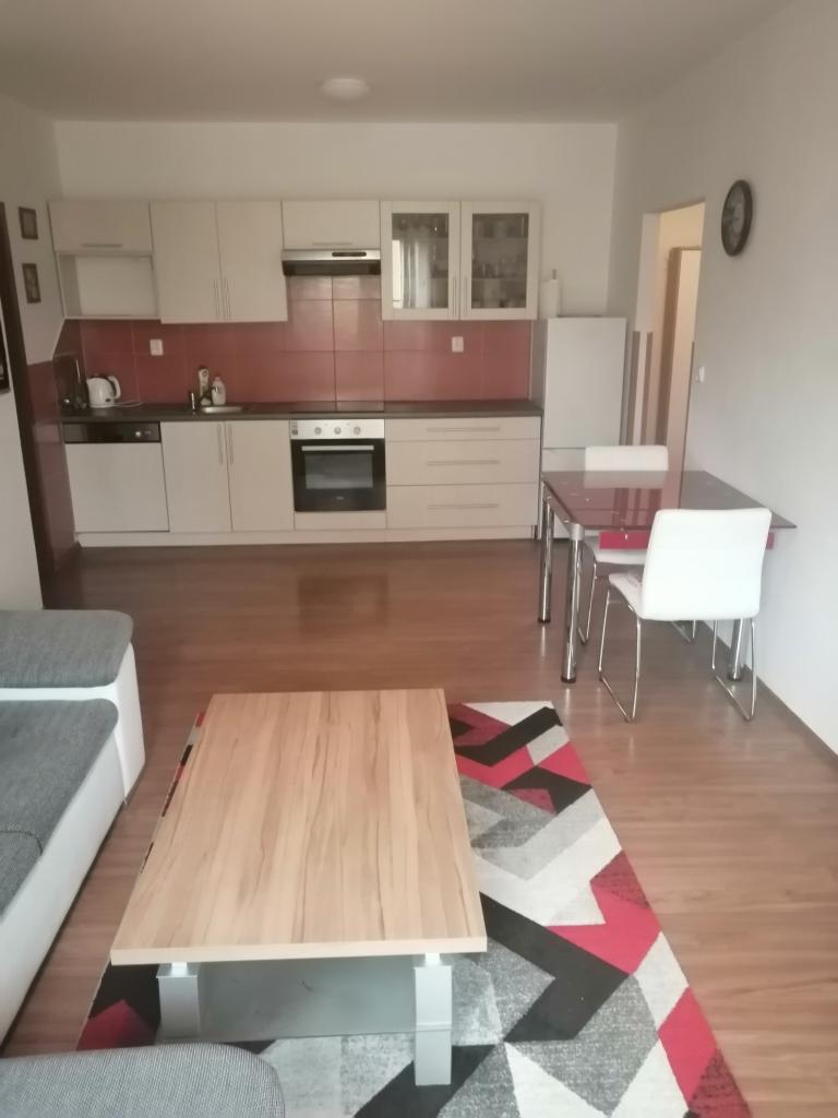Pronájem bytu 2+kk 65 m2