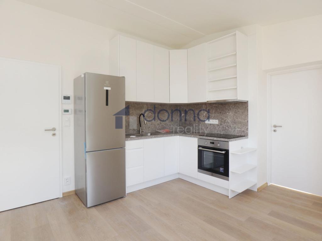 Pronájem bytu 2+kk 45 m2, Praha – náhled fotky 6