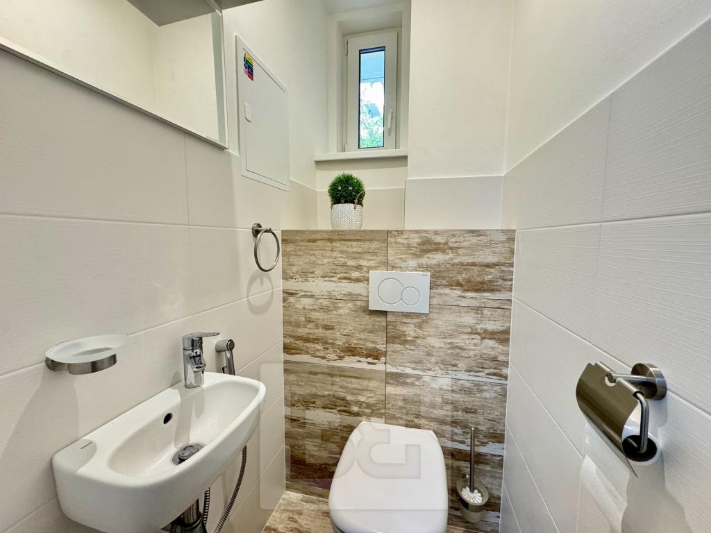 Pronájem bytu 3+kk 80 m2