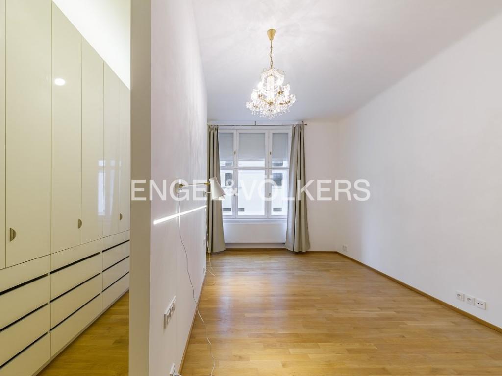 Pronájem bytu 3+kk 137 m2