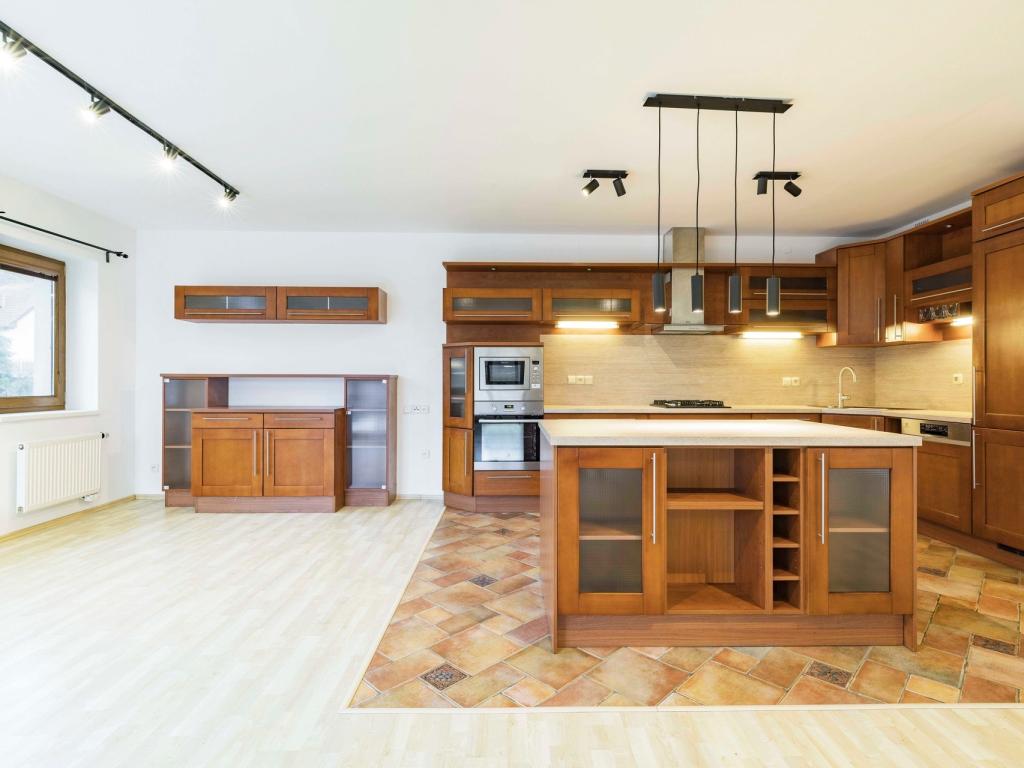 Pronájem domu 410 m2