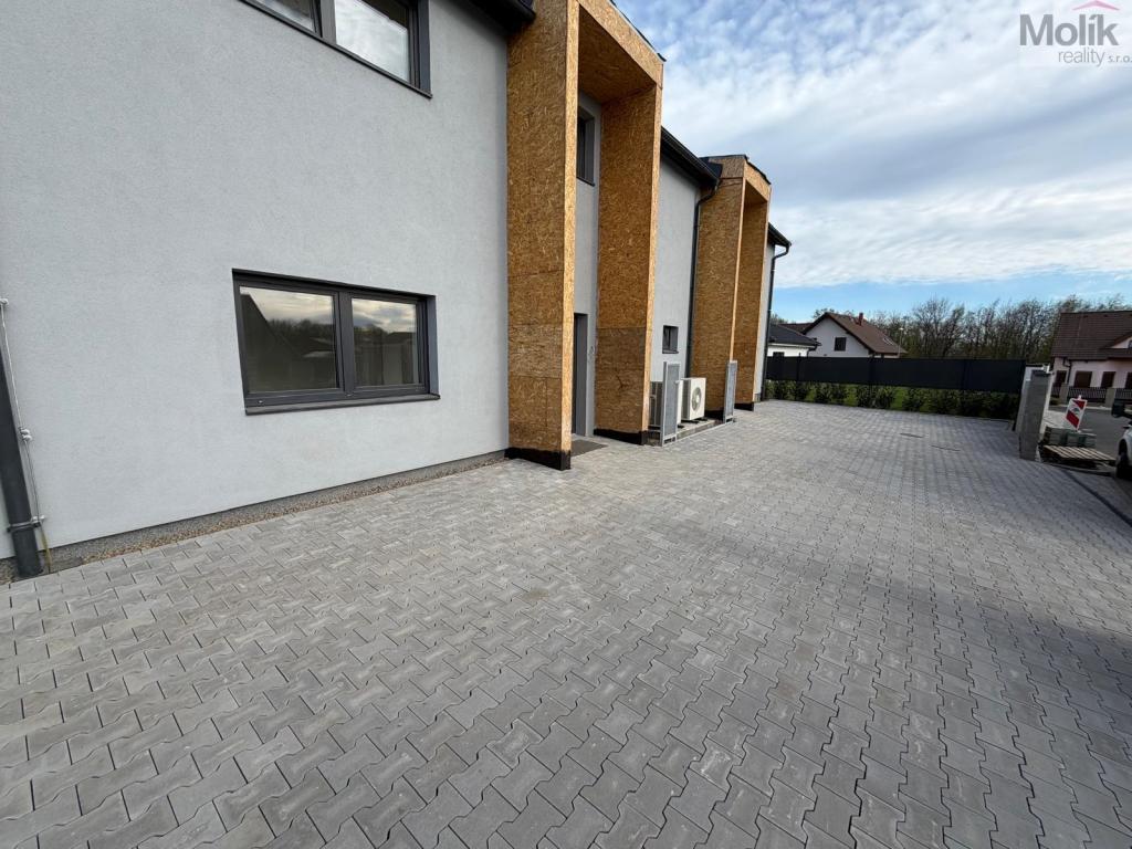 Pronájem domu 156 m2