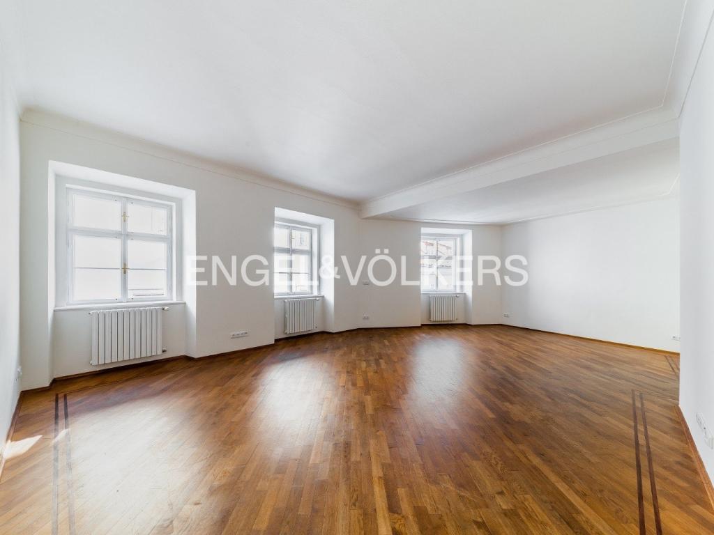 Pronájem bytu 4+1 170 m2