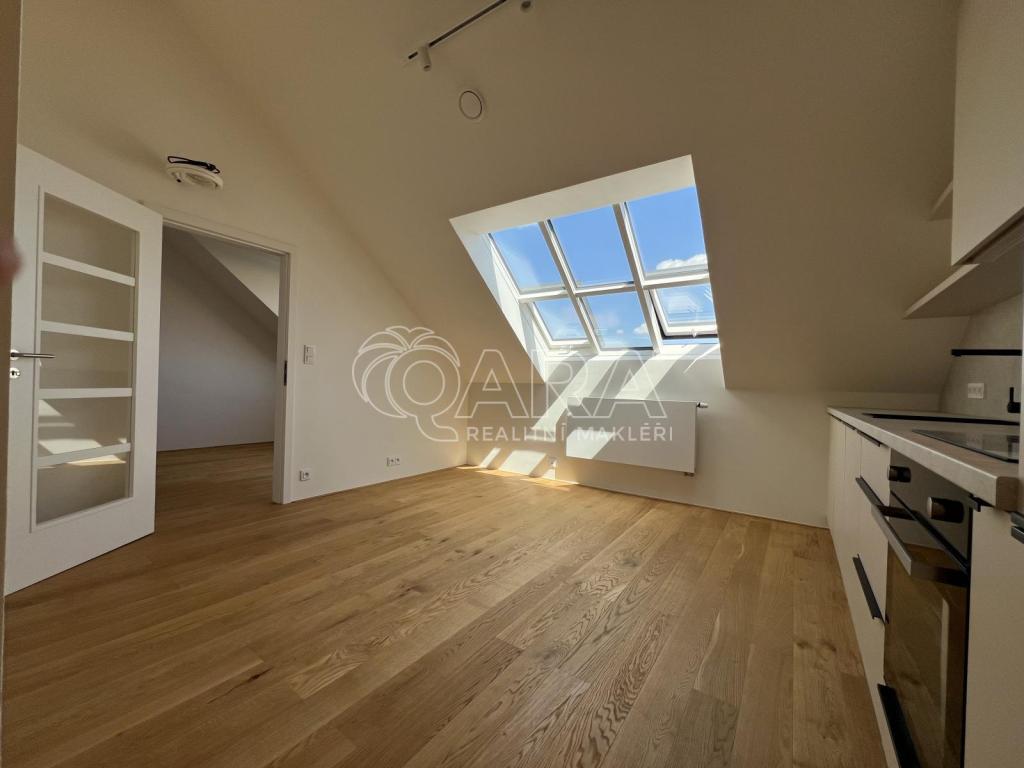Pronájem bytu 2+kk 39 m2