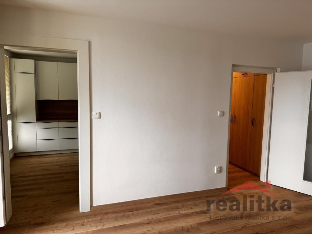 Pronájem bytu 1+1 35 m2