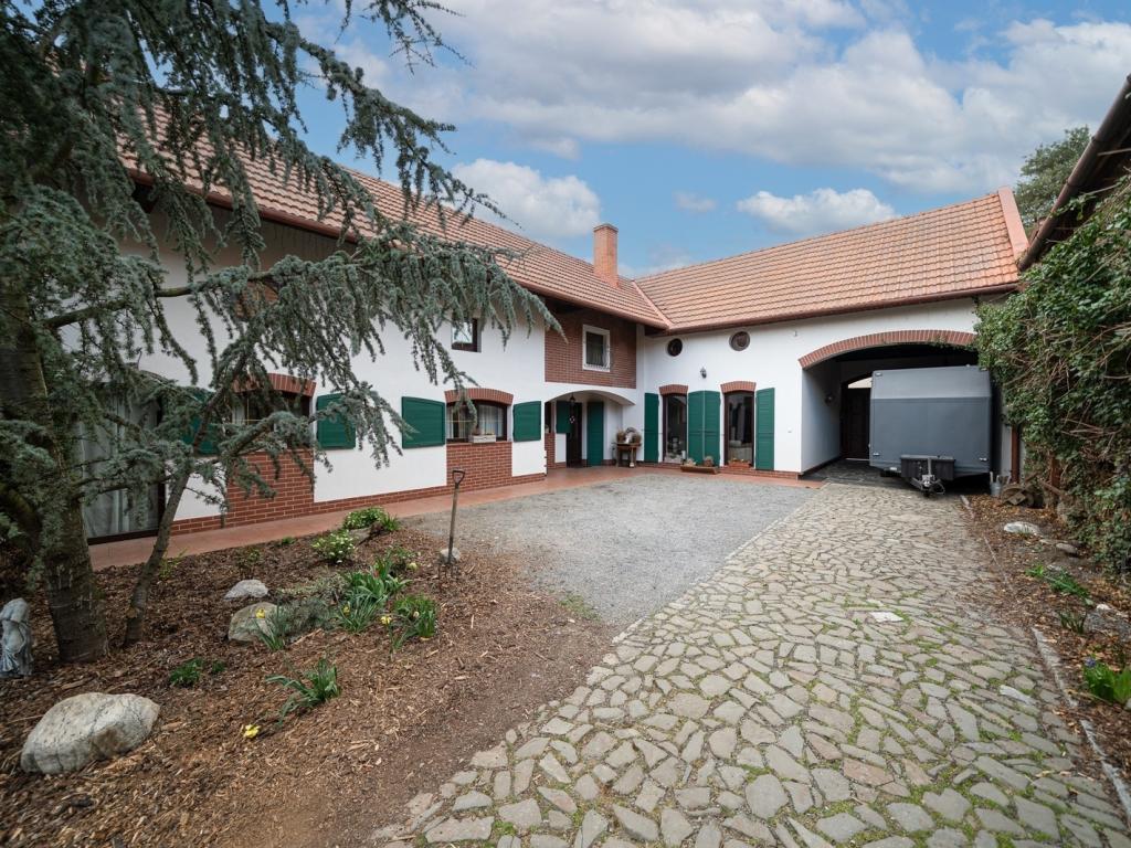 Prodej domu 470 m2, Troubky – náhled fotky 9