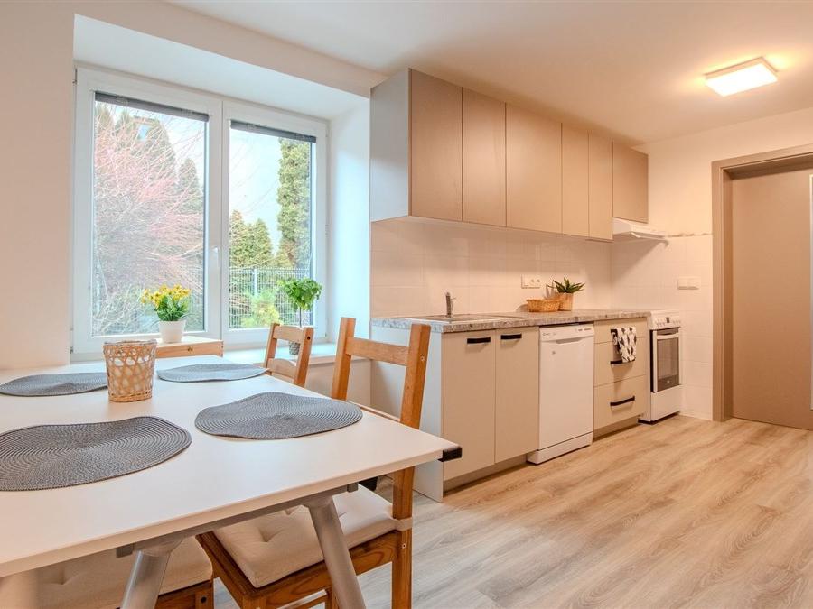 Pronájem bytu 2+kk 80 m2