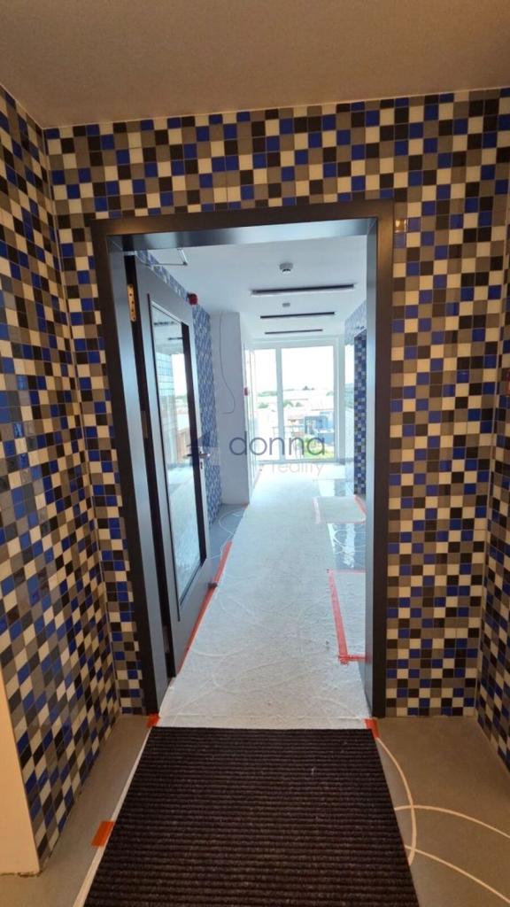 Pronájem bytu 1+kk 28 m2, Praha – náhled fotky 13