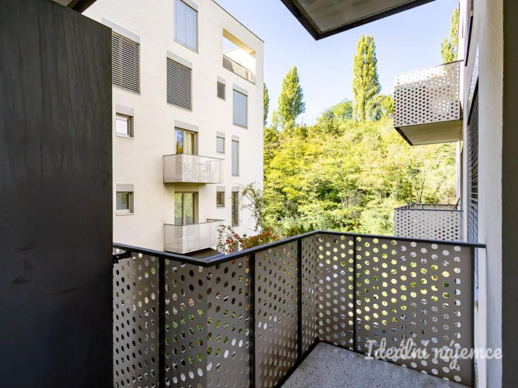 Pronájem bytu 2+kk 44 m2, Praha – náhled fotky 15