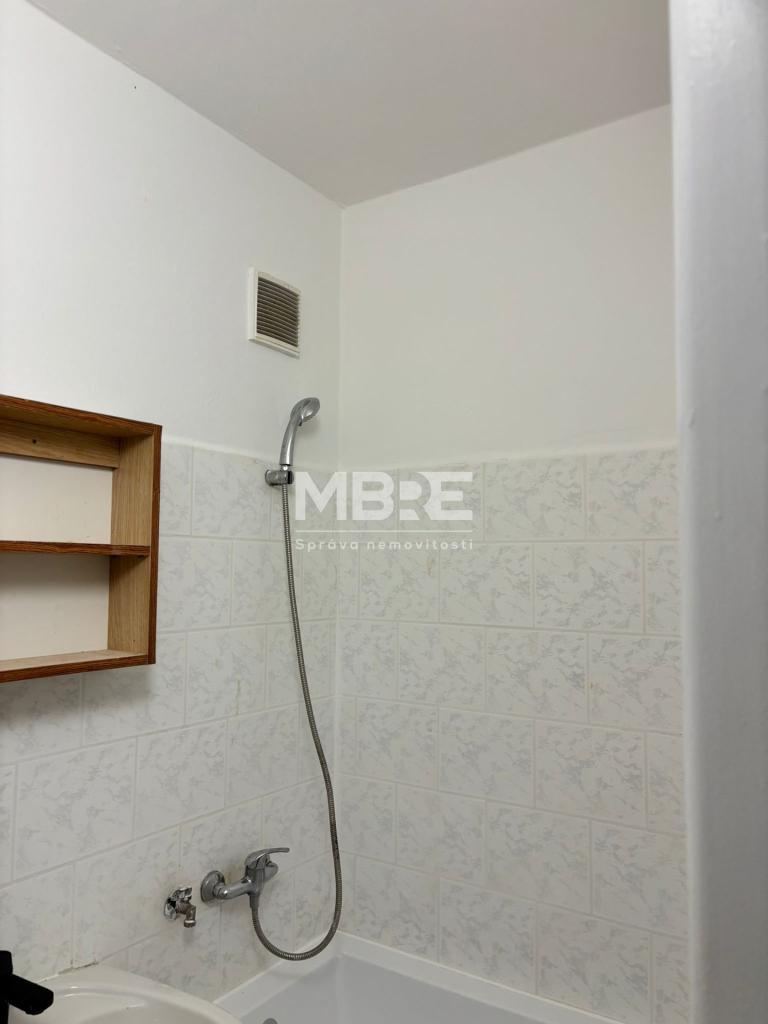 Pronájem bytu 2+kk 39 m2, Žatec – náhled fotky 14