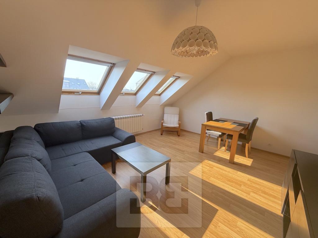Pronájem bytu 3+kk 67 m2