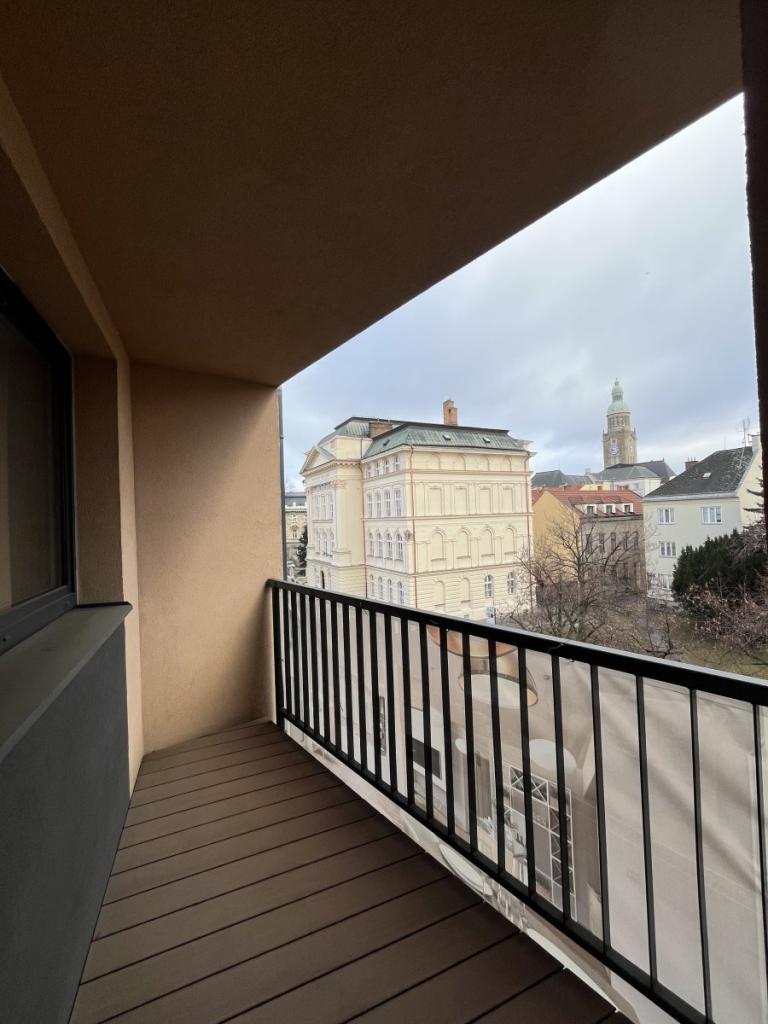 Pronájem bytu 3+kk 106 m2