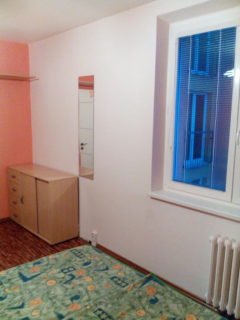Spolubydleni bytu celý pokoj 13 m2