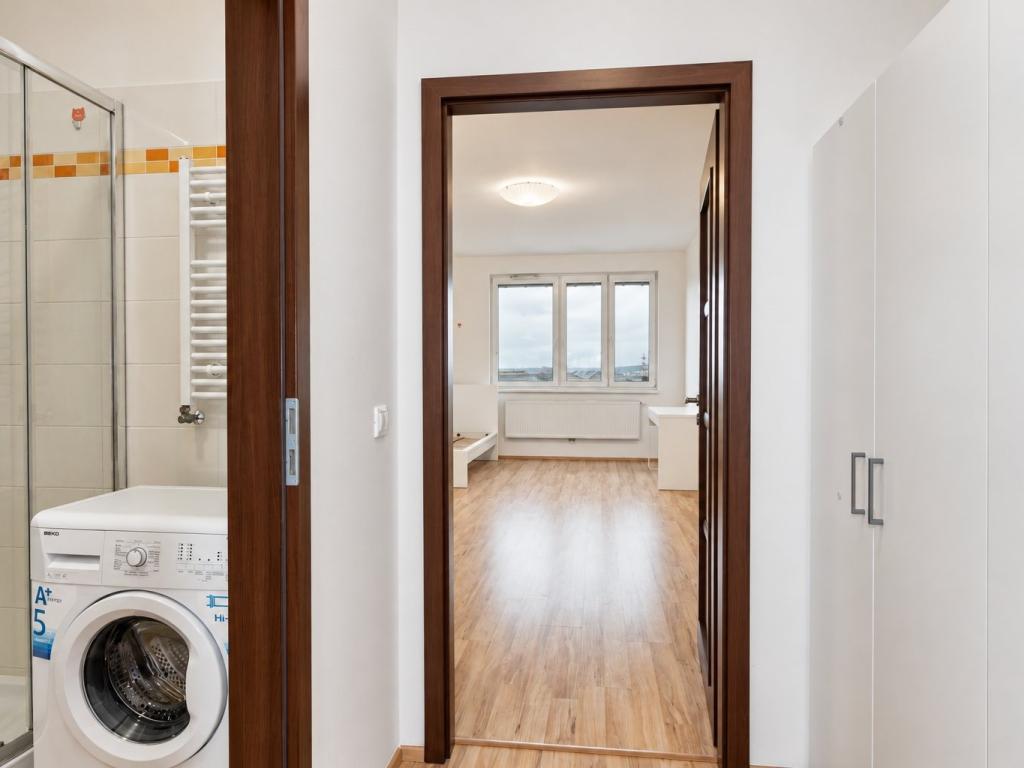 Prodej bytu 1+kk 33 m2, Praha – náhled fotky 10