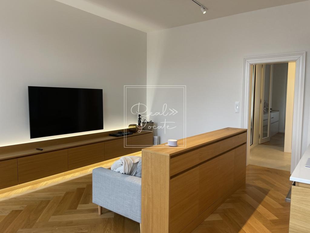 Pronájem bytu 2+kk 56 m2