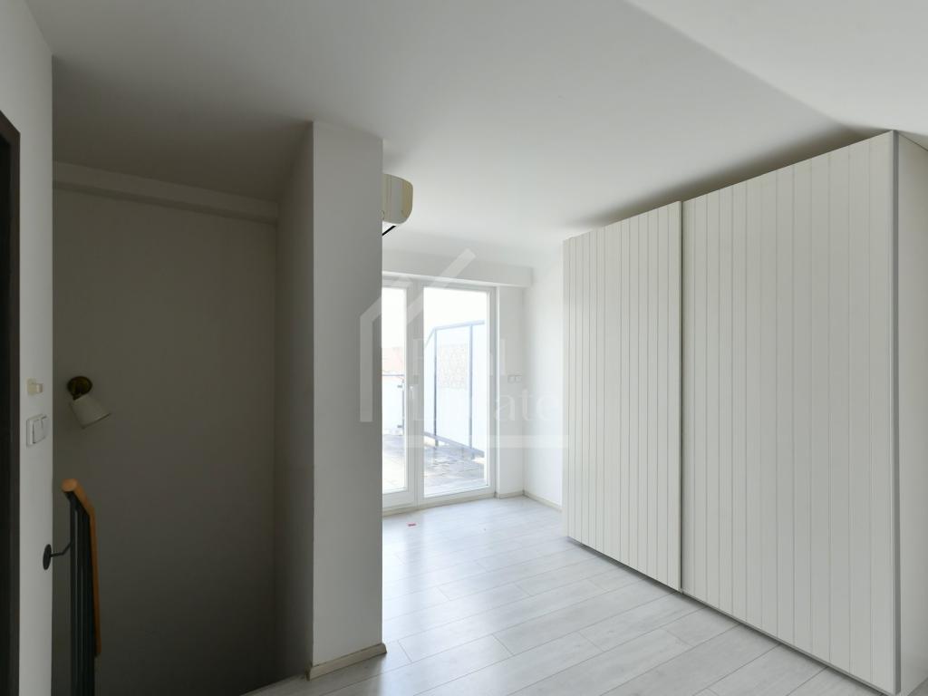 Pronájem bytu 3+kk 114 m2
