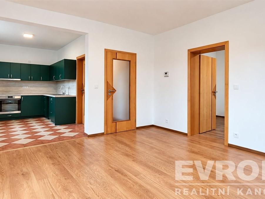 Pronájem bytu 2+kk 52 m2