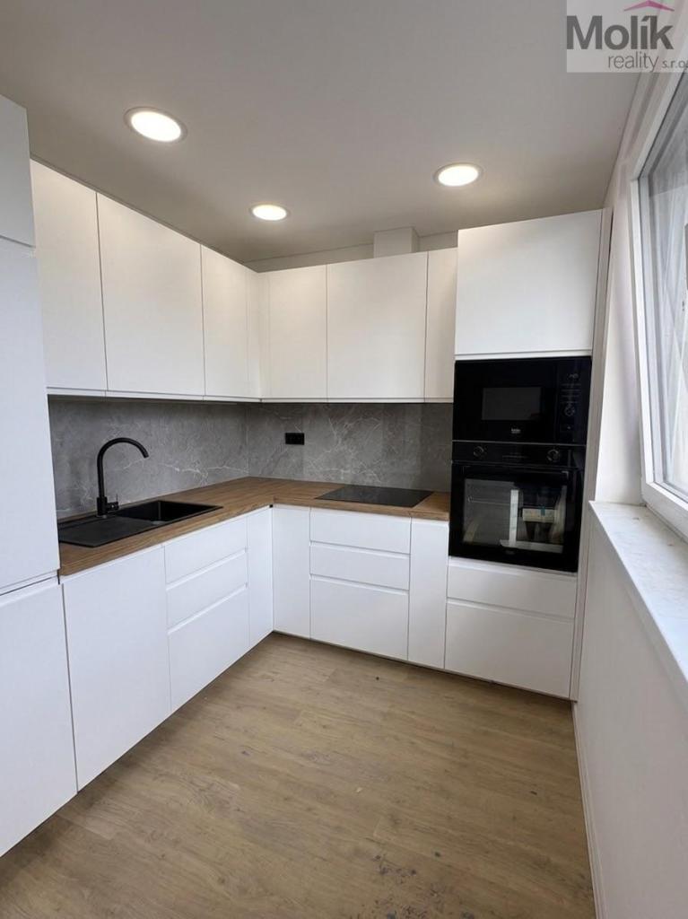 Pronájem bytu 2+kk 50 m2