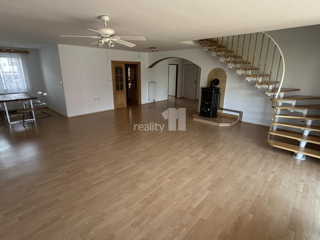 Pronájem domu 279 m2, Humpolec – náhled fotky 11