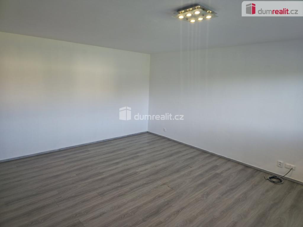Pronájem bytu 1+1 40 m2