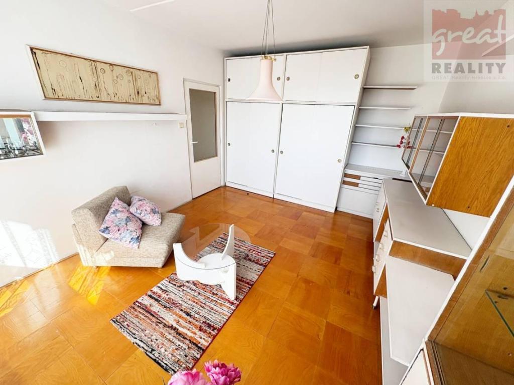 Pronájem bytu 1+1 32 m2