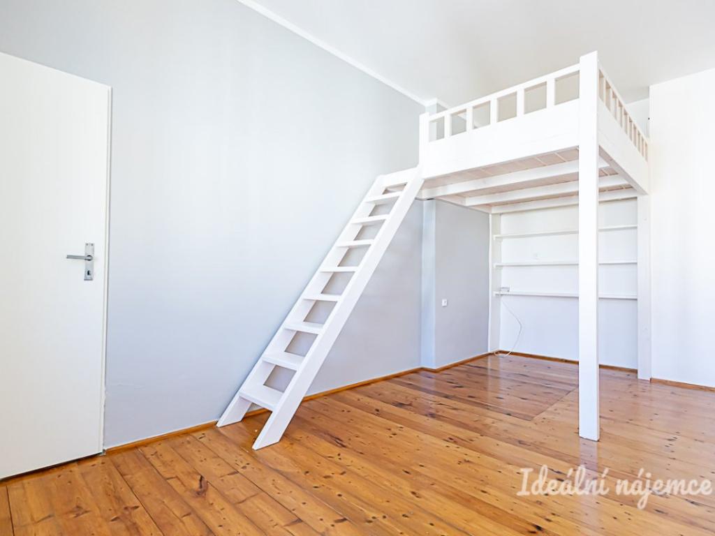 Pronájem bytu 1+kk 35 m2