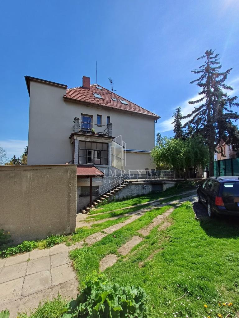 Prodej domu 360 m2, Praha – náhled fotky 30