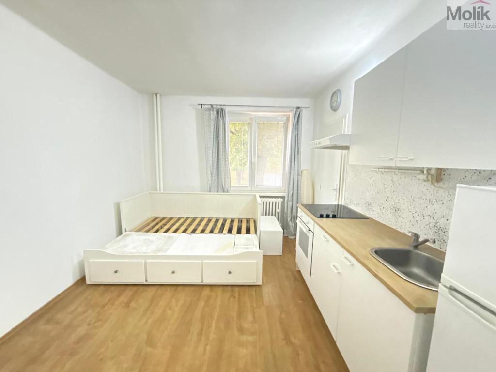 Pronájem bytu 1+kk 22 m2